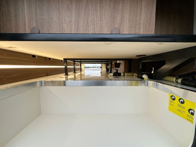 6 Guglielmi camper nuovi - Mobilvetta Krosser P86-doppio fondo2