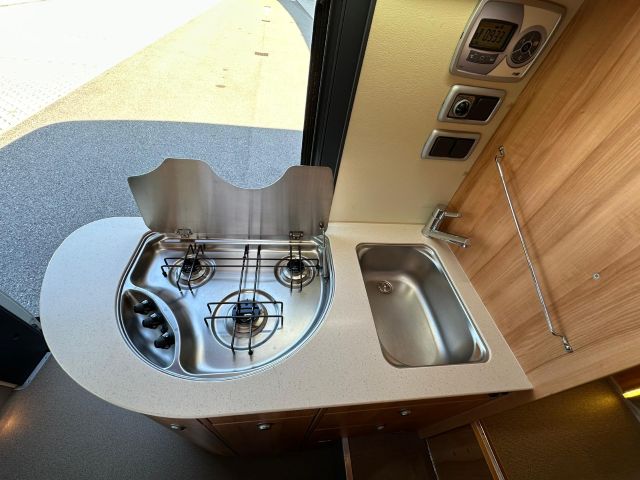 11 Guglielmi camper usati - Possl Vario 545-piano cottura