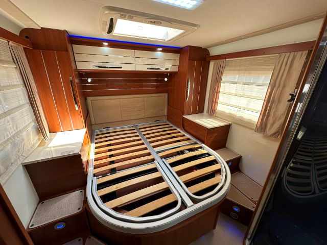 14 Guglielmi camper usati - Mobilvetta Kea P63-letto nautico2