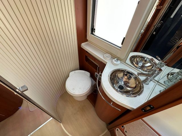 15 Guglielmi camper usati - Mobilvetta Kea P63-bagno