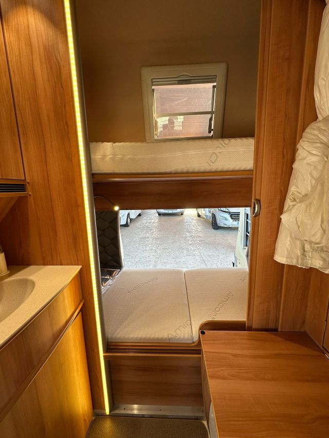 17 Guglielmi camper usati - Possl Vario 545-letti a castello