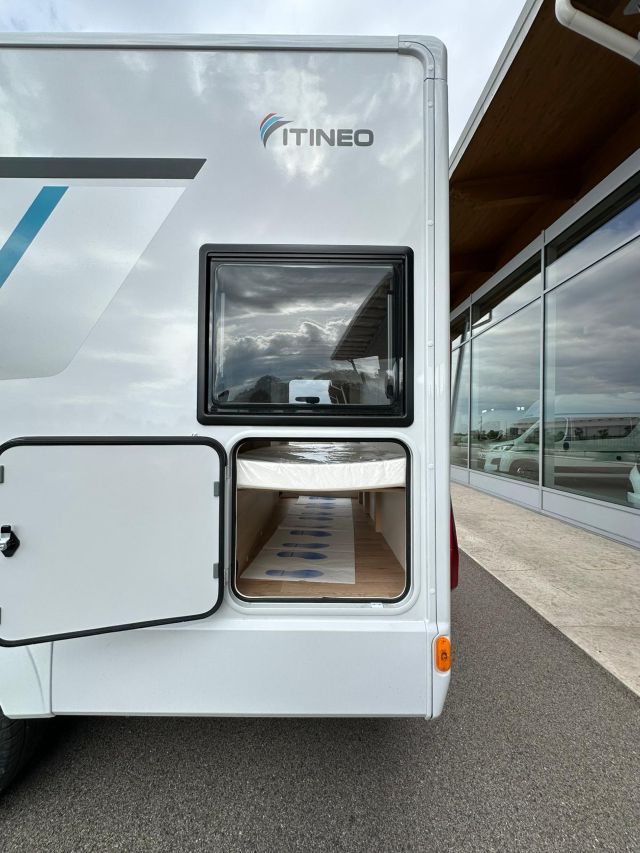 3 Guglielmi camper nuovi - Itineo Family SBD700-garage1