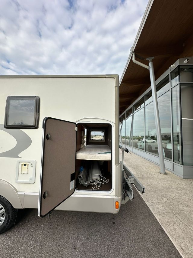 3 Guglielmi camper usati - Itineo SB720-garage1