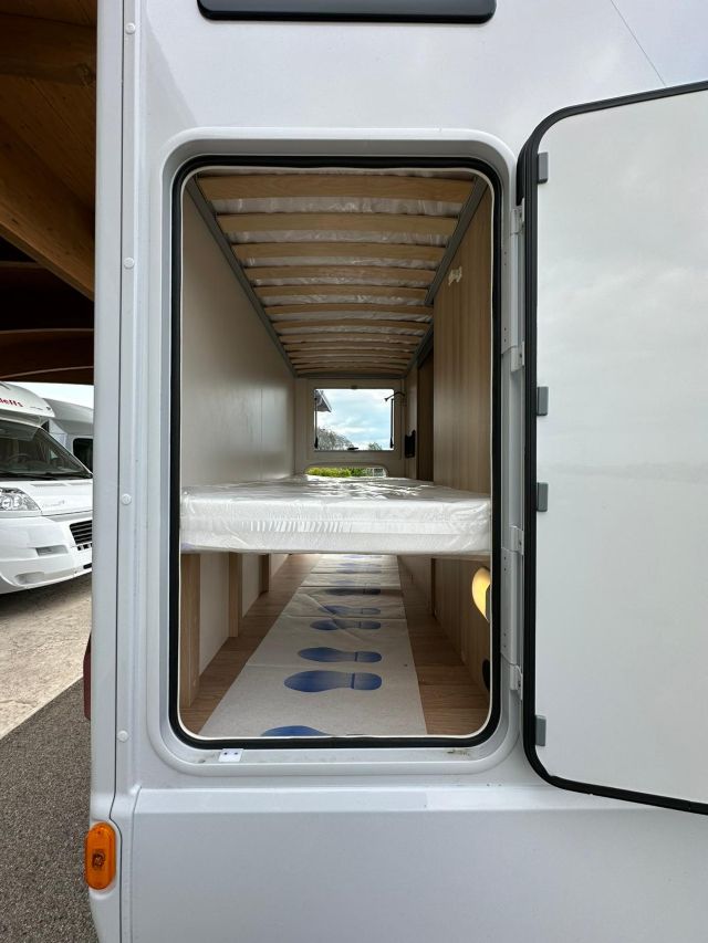 4 Guglielmi camper nuovi - Itineo Family SBD700-garage2
