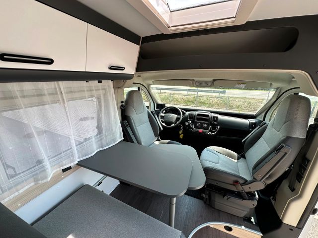 6 Guglielmi camper usati - Sun Living V 60 SP Family-dinette2