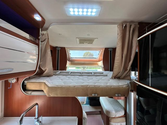 7 Guglielmi camper usati - Mobilvetta Kea P63-basculante