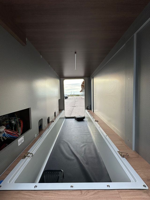 4 Guglielmi camper nuovi - Rapido 854 F-garage2