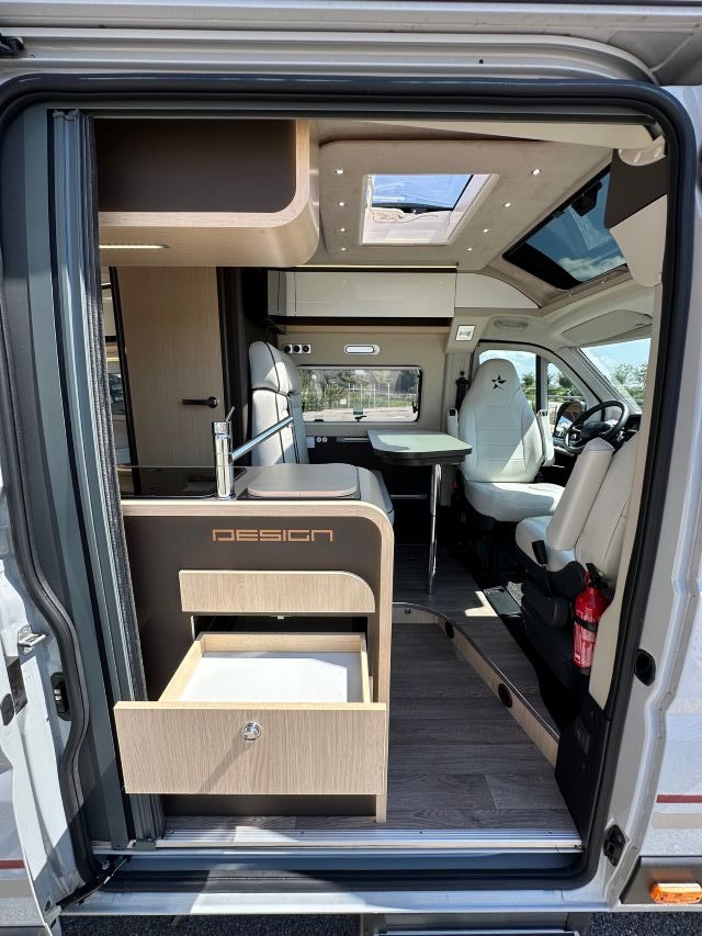 6 Guglielmi camper nuovi - Autostar V 630 G-dinette1
