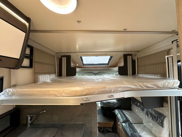 7 Guglielmi camper nuovi - Elnagh T-Loft 450-basculante1