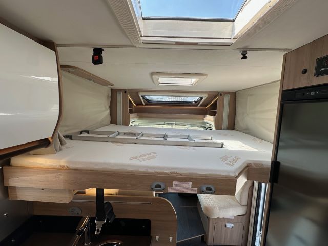 7 Guglielmi camper usati - Laika Kosmo 509-basculante1