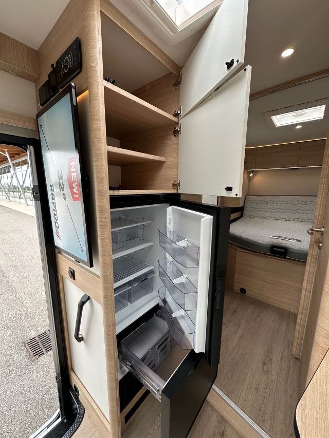 12 Guglielmi camper nuovi - Rapido 666 F Optimum Line-frigo e cella
