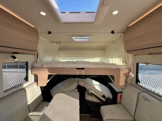 7 Guglielmi camper nuovi - Rapido C86i-dinette e basculante