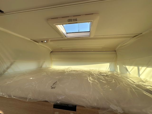 8 Guglielmi camper nuovi - Rapido C86i-basculante