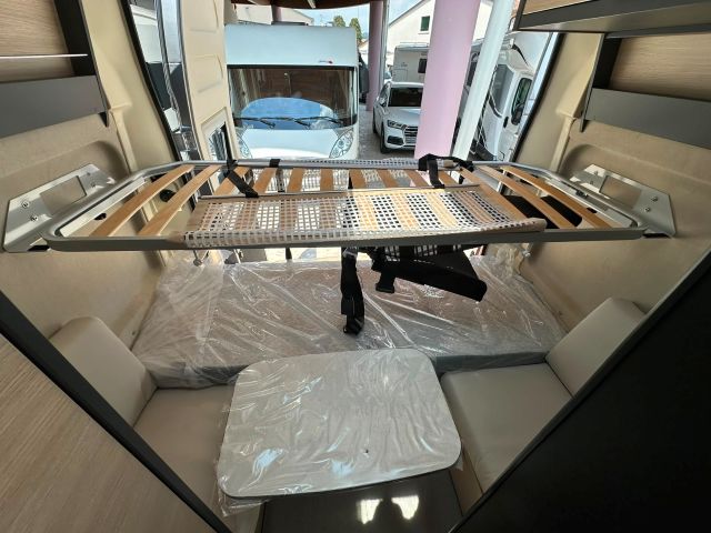 14 Guglielmi camper nuovi - Dreamer Camper Five-dinette e letti a castello trasversali