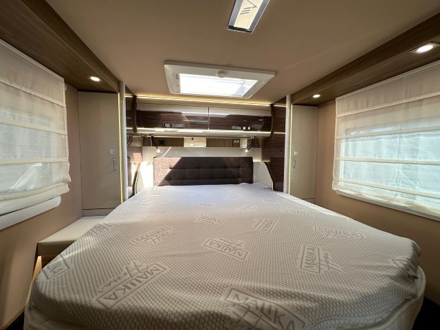 18 Guglielmi camper usati - Mobilvetta K-yacht Tekno Line 90-letto nautico2