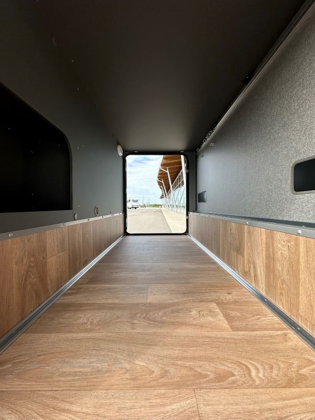 4 Guglielmi camper nuovi - Dethleffs Trend I 6817 EB-garage2